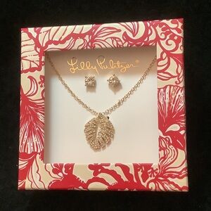 Lilly Pulitzer Gold Leaf Necklace and Earring Set